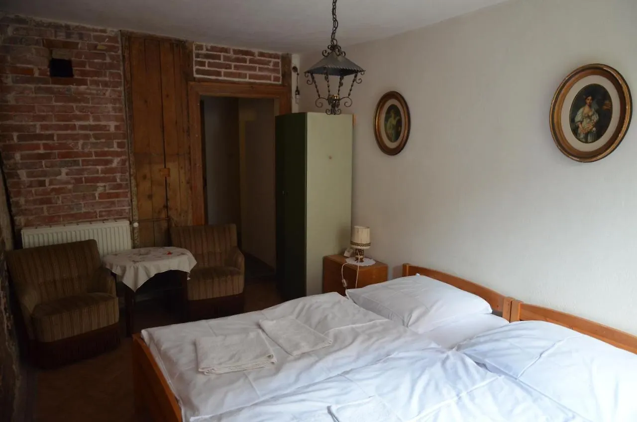 Altstadthotel Zum Goldenen Anker Lubeck Bed & Breakfast