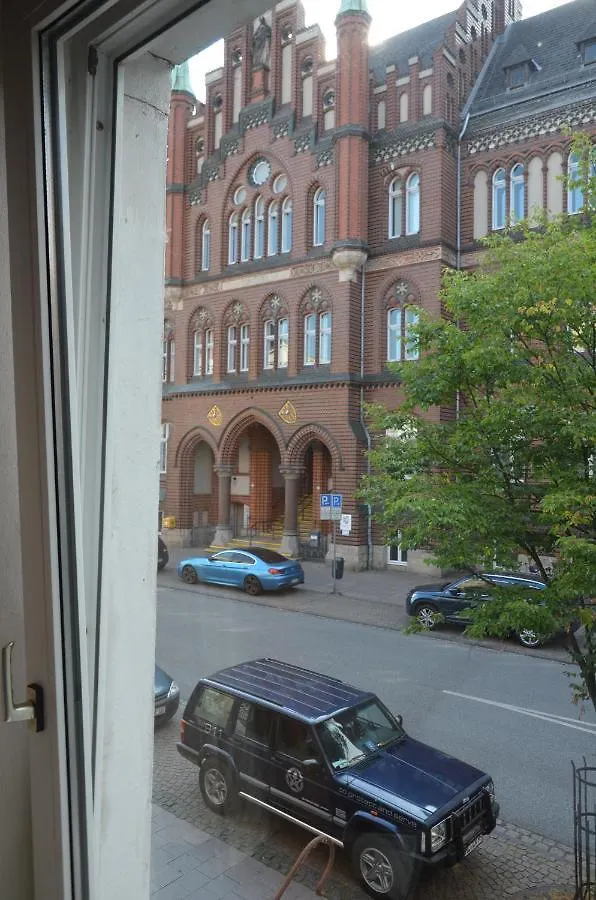 Bed & Breakfast Altstadthotel Zum Goldenen Anker Lubeck Germany